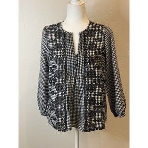 J Crew top women Size Medium     AN1115